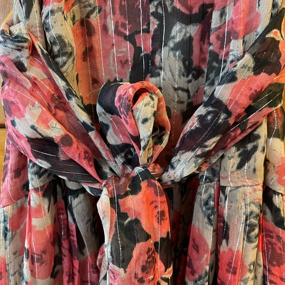 Eartha flora dress ASTR - Picture 4 of 4